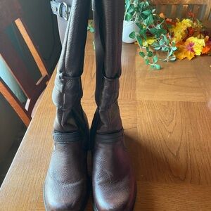 Earth Origins Brown Wide Calf Size 10